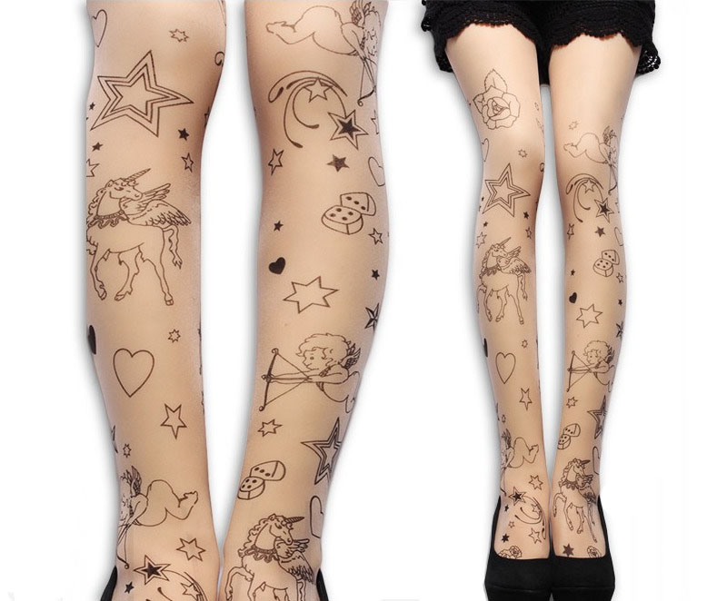 Collants chair en voile effet tatouages licornes