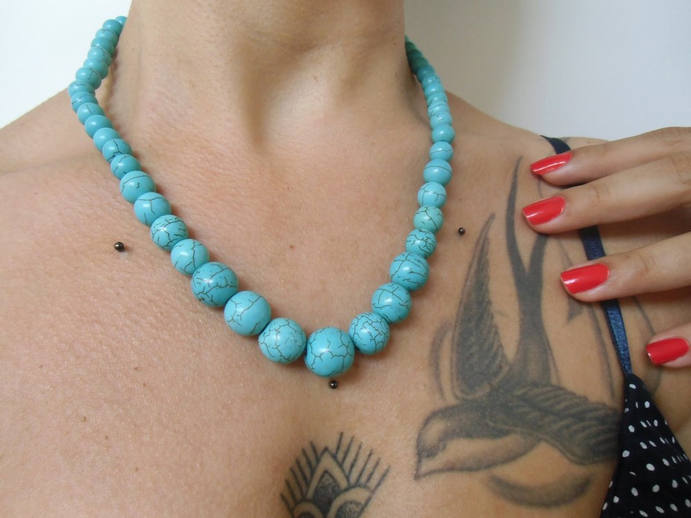 Collier rétro vintage pin-up perles turquoises pierre
