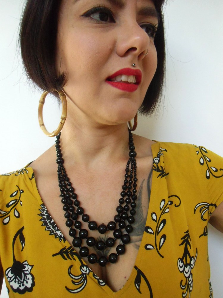 Collier 3 rangs rétro vintage pin-up perles noires pierre