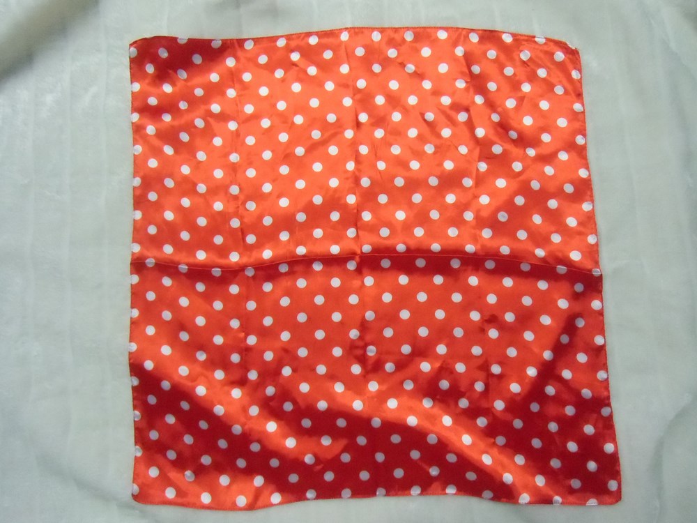 Carré De Soie à Pois Noir 52x52cm - Foulard Bandana Luxe - Neuf Avec étiquettes