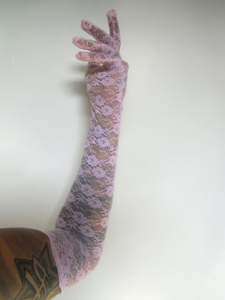 Gants pinups longs en dentelle rose pâle 54cm