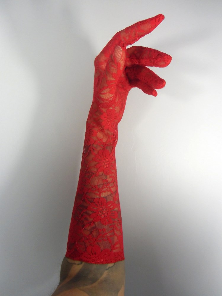 Gants pinups mi-longs 38cm dentelle rouge burlesque