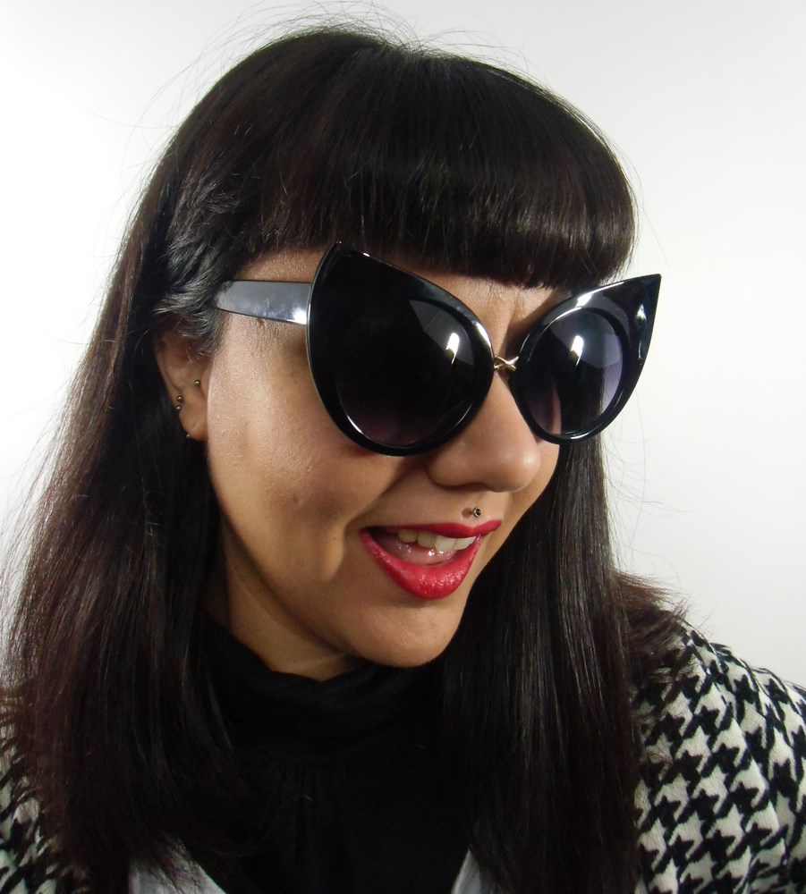 Lunettes De Soleil Noires Yeux De Chats Recourbes