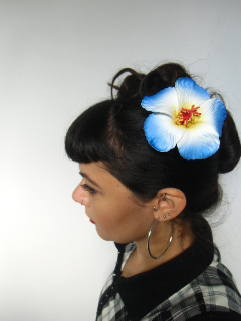 Pince à Cheveux Fleur Orchidée Bleue – Style Pinup Rétro – Neuve étiquette