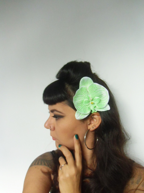 Pince clip cheveux fleur orchidée multicolore coiffure pin-up rétro rockabilly