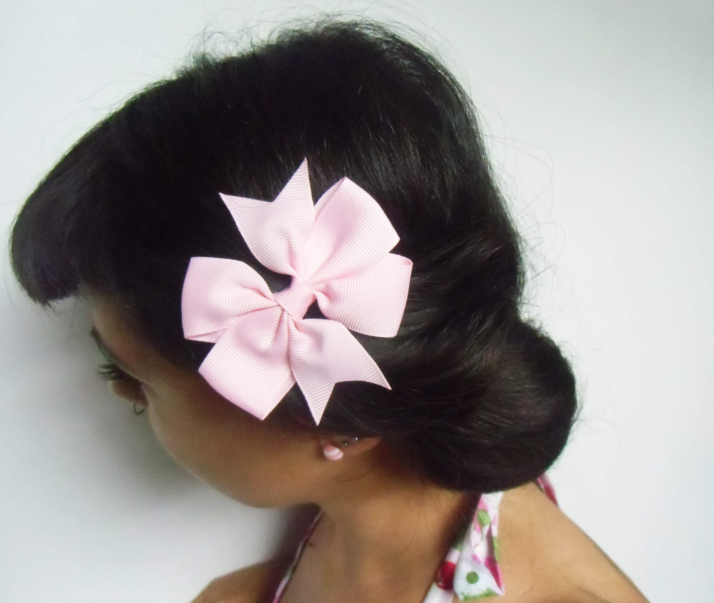 Pince clip à cheveux noeud tissu à cerises coeurs