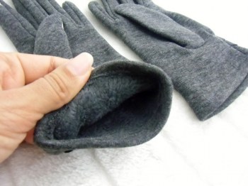 Gants gris tactiles hiver rétro tissu épais noeud simili