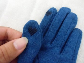 Gants bleus canard hiver rétro en laine unie surpiqure et noeud