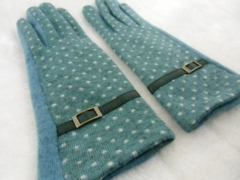 Gants verts hiver rétro en laine à pois finition simili cuir