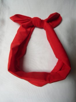 Bandeau élastique rouge à noeud coiffure rétro pinup