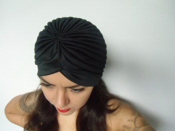 Bonnet turban noir original, pinup et rétro pour l'hiver