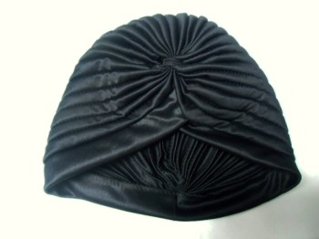 Bonnet turban noir original, pinup et rétro pour l'hiver