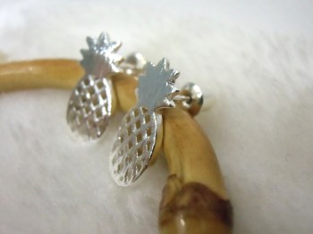 Boucles d'oreilles argentées pinup ananas minimaliste