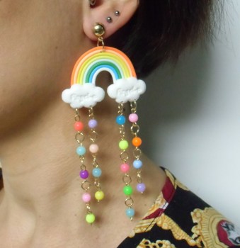 Boucles d'oreilles originales arc en ciel pluie perles