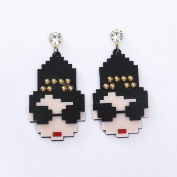 Boucles d'oreilles rétro Audrey Hepburn pixelisée