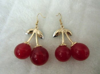 Boucles d'oreilles originales pin-up cerises rouges