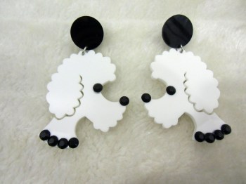 Boucles d'oreilles originales chien caniche blanc strass