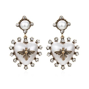 boucles-doreilles-coeurs-blancs-abeilles5