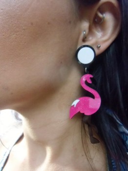 Boucles d'oreilles flamants roses pailletés fuchsia