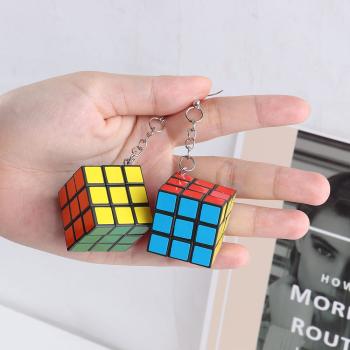 boucles-doreilles-originales-rubiks-cube-7