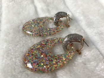 Boucles d'oreilles rétro ovales résine transparentes à paillettes