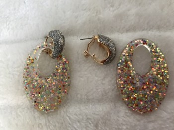 Boucles d'oreilles rétro ovales résine transparentes à paillettes