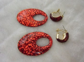 Boucles d'oreilles rétro ovales résine rouge à paillettes