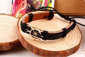 Bracelet original barre de navigation et simili cuir