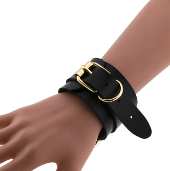 bracelet-bdsm-simili-cuir-noir-anneau-dore-3