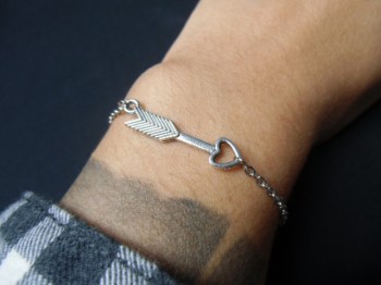 Bracelet flèche à pointe en forme de coeur argenté original