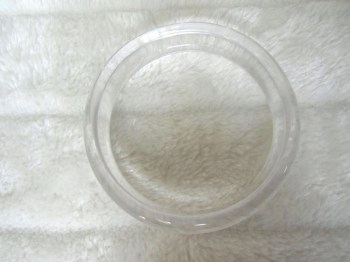 Bracelet simple rétro en résine transparente pinup