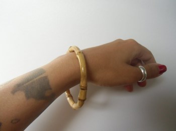 Bracelet en bambou "Pin-up tiki circle"