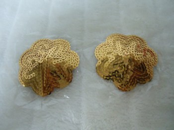 Cache-tétons fleurs en sequin doré