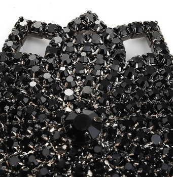 cache-tetons-nippies-etoiles-strass-noirs-4