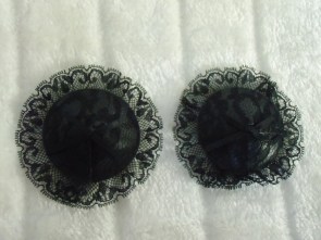 Cache-tétons nippies ronds simili cuir noir dentelle