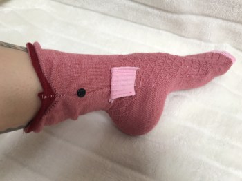 chaussette-animal-rigolo-poisson-rose-2