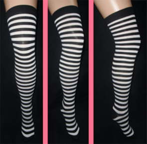 Chaussettes montantes rayées noires et blanches "Black & white"