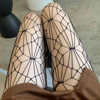 collants-resilles-large-noirs-effet-toile-araignee