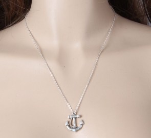 Collier ancre marine argentée chaine et pendentif