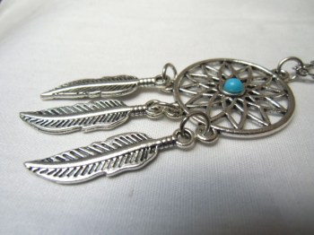 Collier dreamcatcher attrape-rêve argenté turquoise