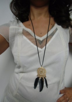 Collier sautoir attrape-rêve dreamcatcher plumes noires