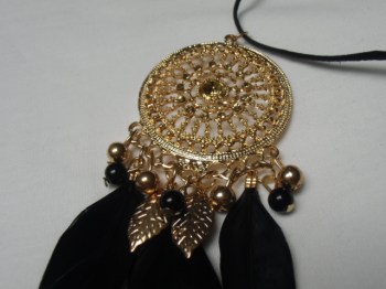 Collier sautoir attrape-rêve dreamcatcher plumes noires