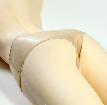 culotte-chair-transparente-nylon-sans-gousset-3