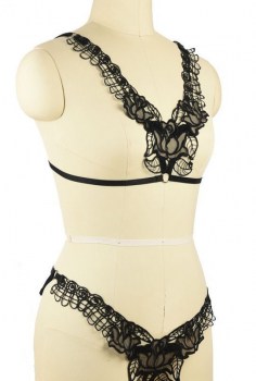 Ensemble lingerie burlesque sexy harnais noir