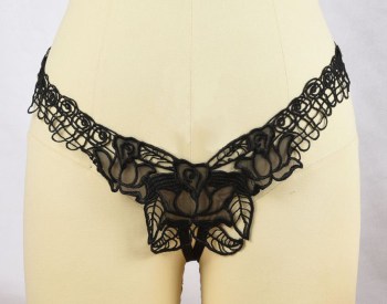 Ensemble lingerie burlesque sexy harnais noir