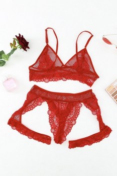 ensemble-lingerie-rouge-soutien-gorge-string-tour-de-cuisses-6