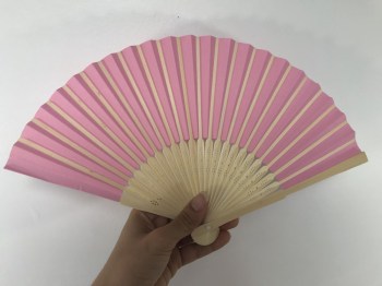 Eventails de pin-up bambou et papier rose rétro