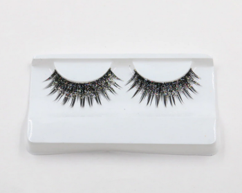 faux-cils-noirs-paillettes-2