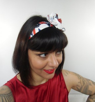 Bandeau cheveux rigide modulable pin-ups voyage en Europe