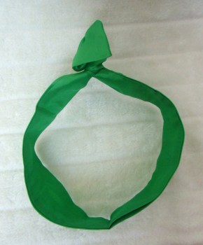 Bandeau cheveux rigide modulable vert satiné